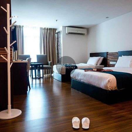 Berkat Studio Kota Bharu Kültér fotó