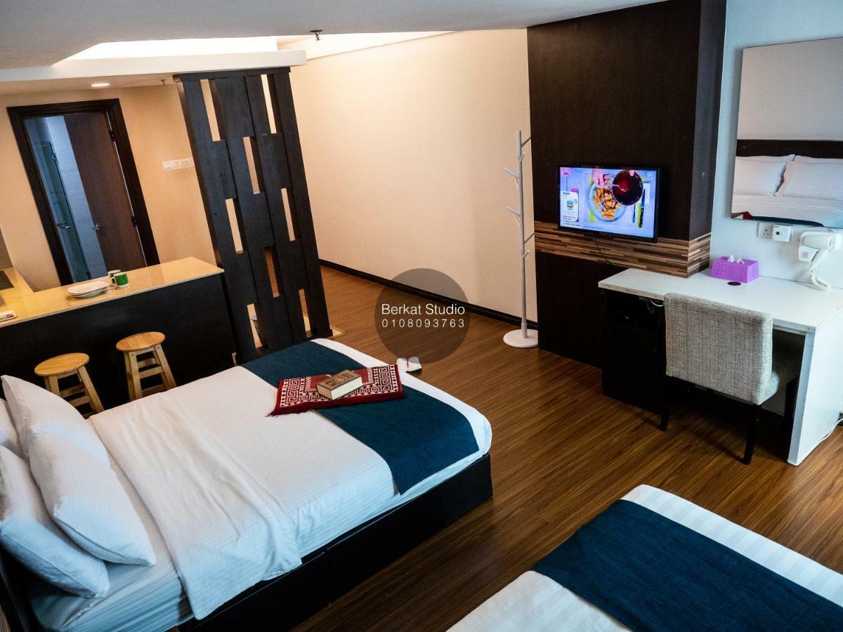 Berkat Studio Kota Bharu Kültér fotó