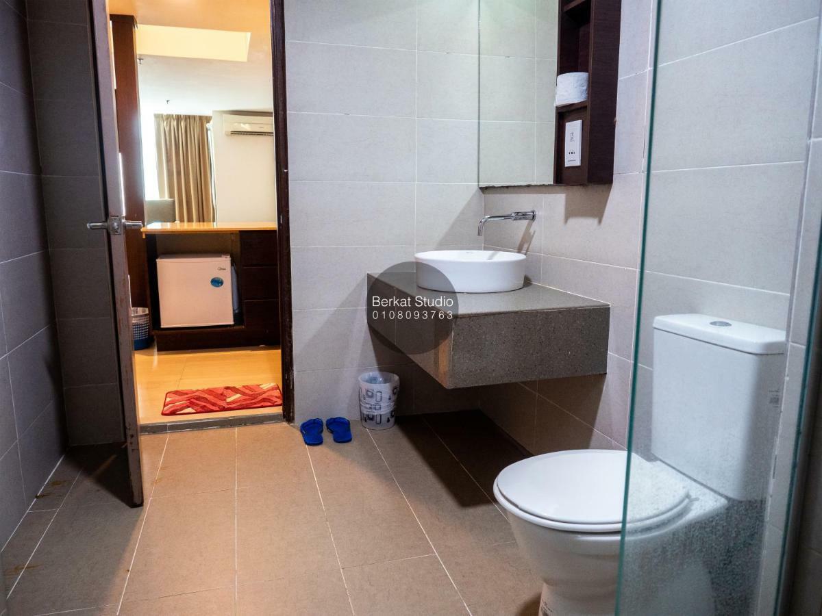 Berkat Studio Kota Bharu Kültér fotó